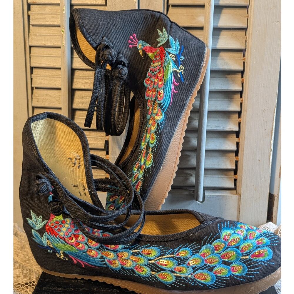 Chinese embroidered shoes with sequined peacock embroidery